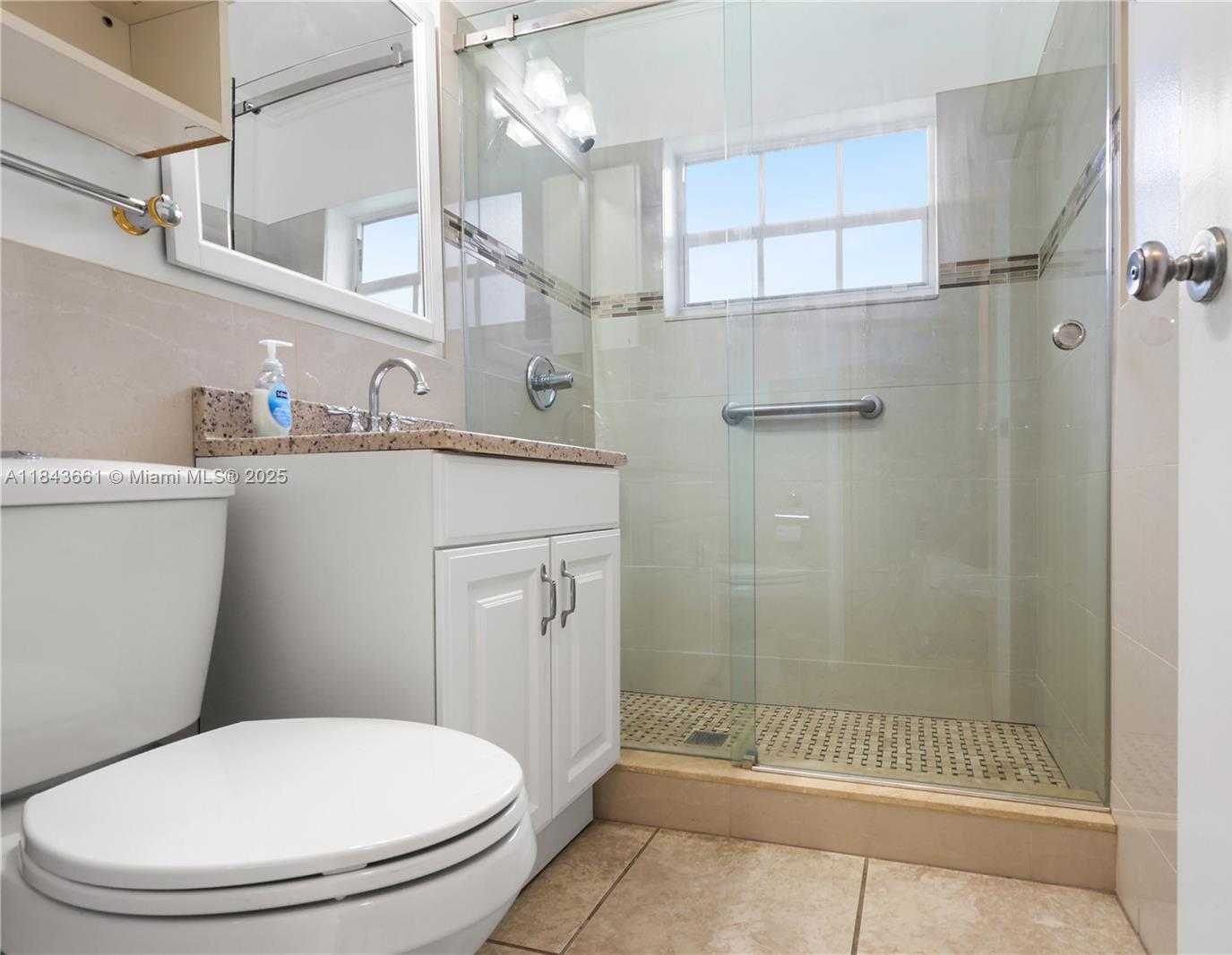 Small Image of 9455 SOUTH WEST 181ST ST, Palmetto Bay Number 18