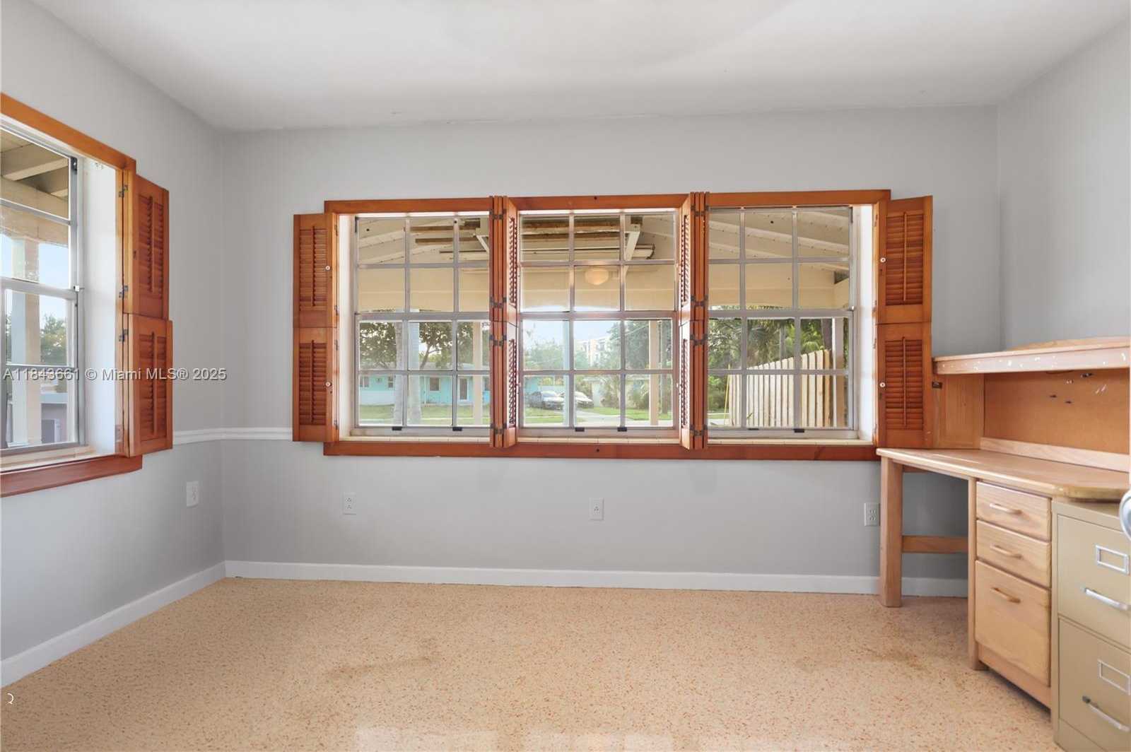 Small Image of 9455 SOUTH WEST 181ST ST, Palmetto Bay Number 20