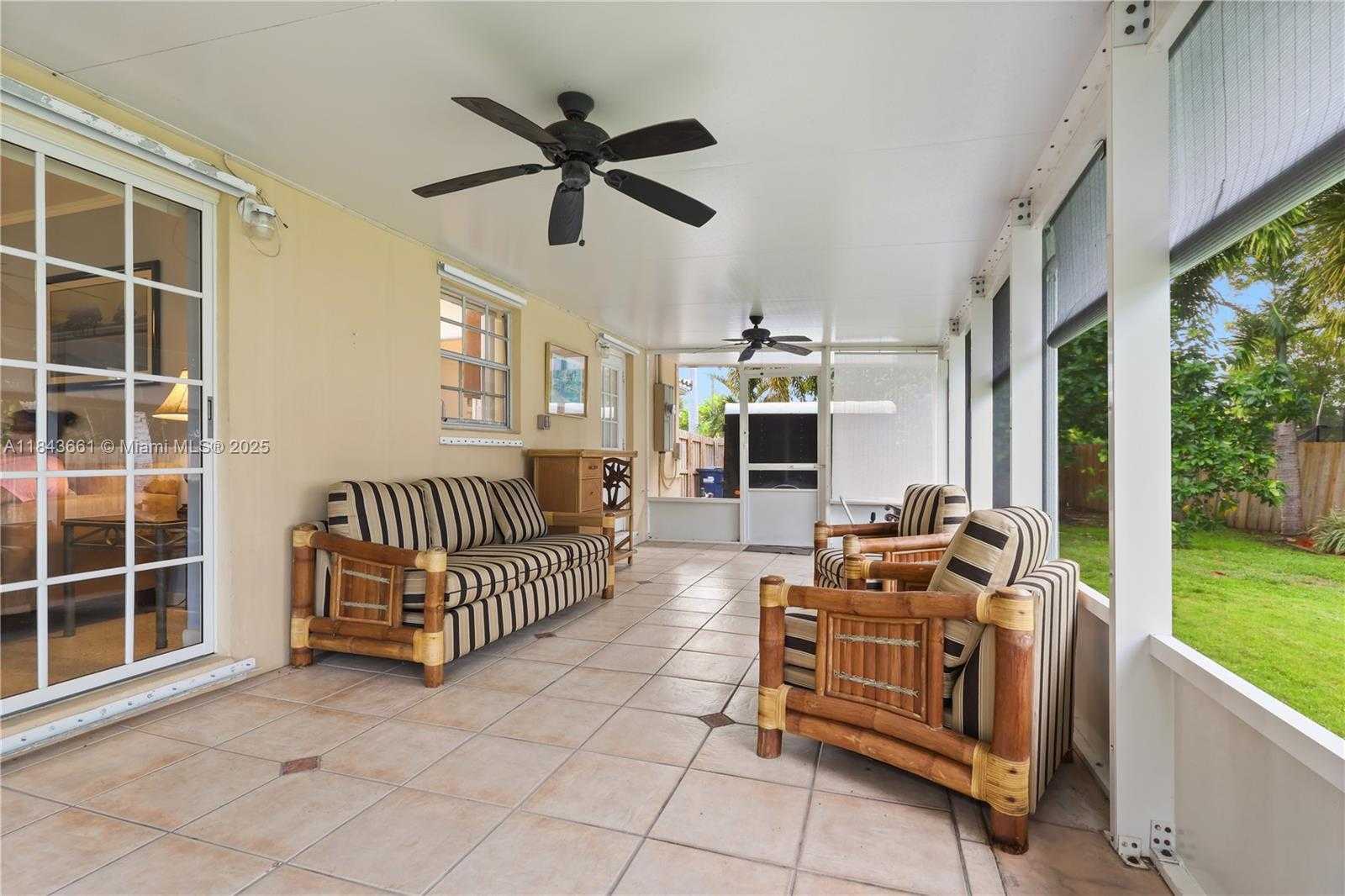 Small Image of 9455 SOUTH WEST 181ST ST, Palmetto Bay Number 7