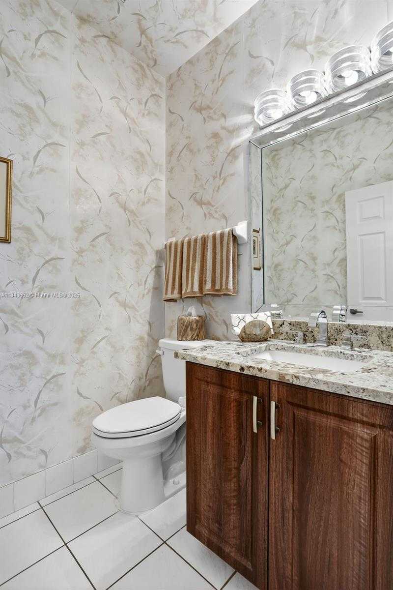 Small Image of 8754 NORTH WEST 75TH PL, Tamarac Number 19
