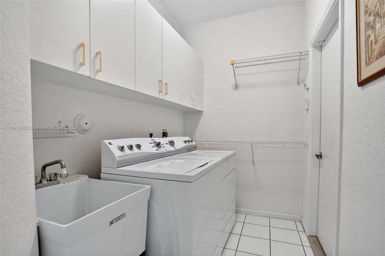 Small Image of 8754 NORTH WEST 75TH PL, Tamarac Number 20