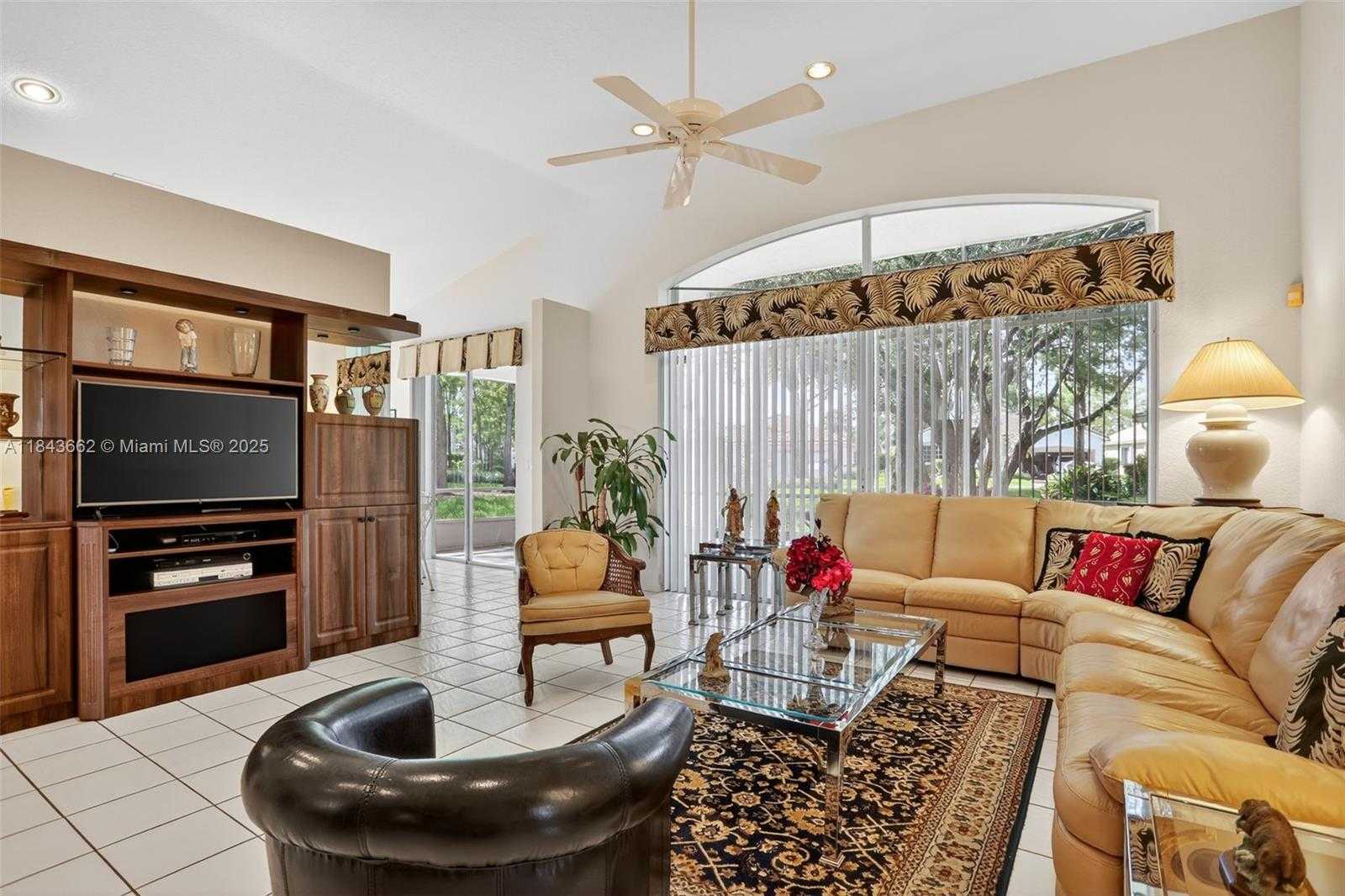 Small Image of 8754 NORTH WEST 75TH PL, Tamarac Number 28