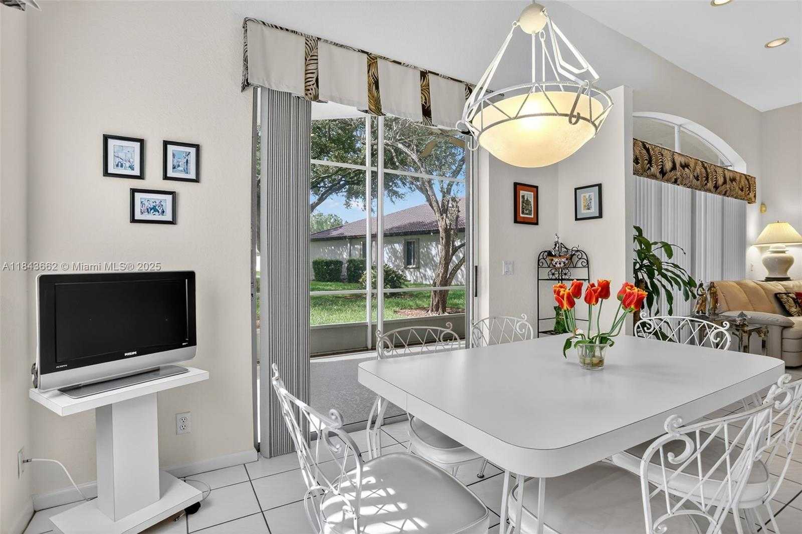 Small Image of 8754 NORTH WEST 75TH PL, Tamarac Number 32