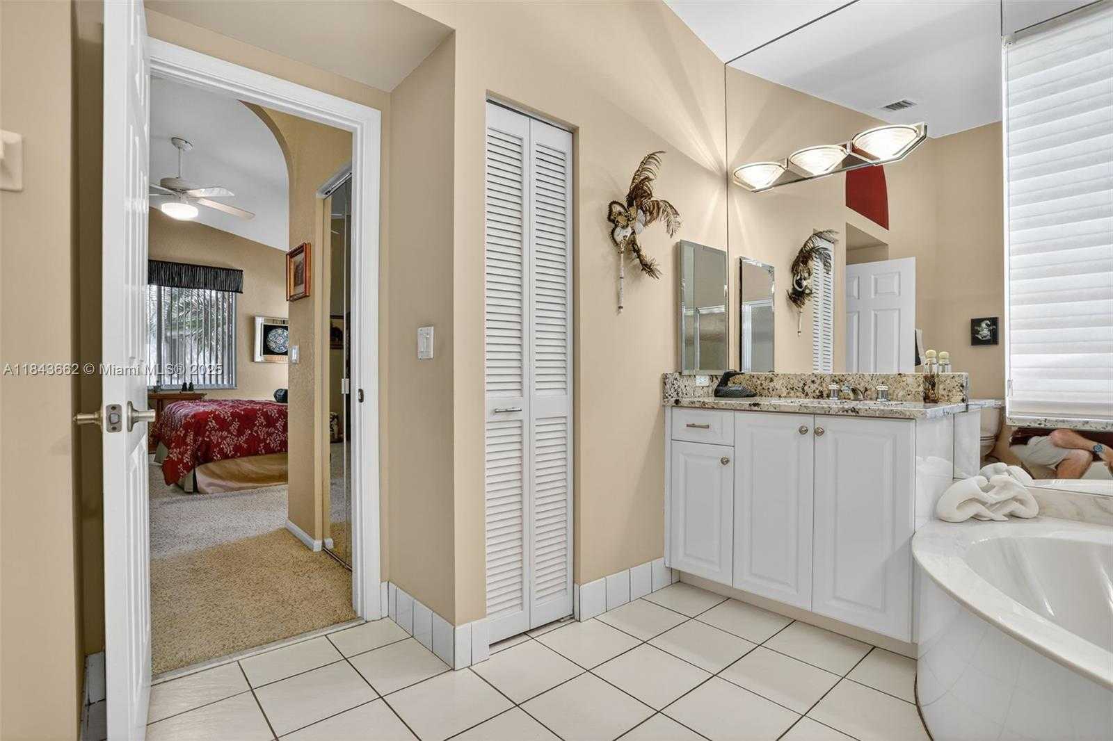 Small Image of 8754 NORTH WEST 75TH PL, Tamarac Number 42