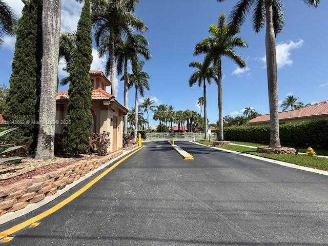 Small Image of 8754 NORTH WEST 75TH PL, Tamarac Number 57