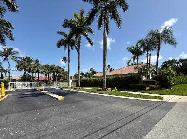 Small Image of 8754 NORTH WEST 75TH PL, Tamarac Number 58