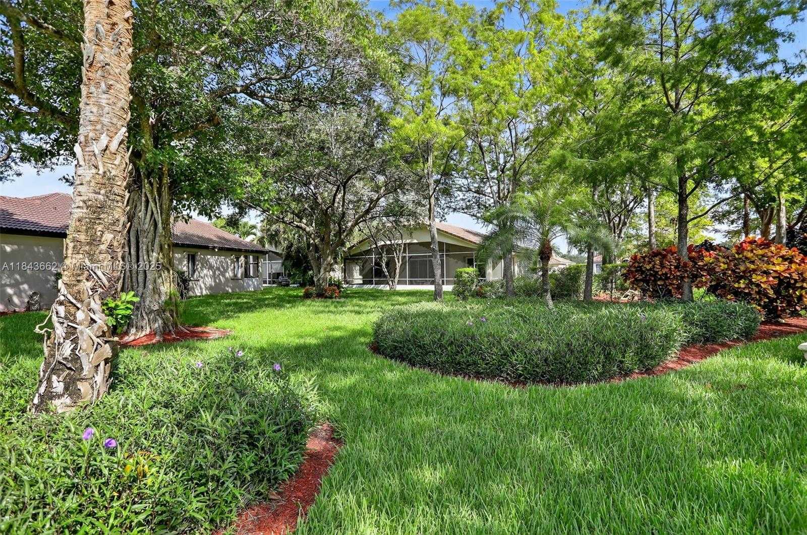 Small Image of 8754 NORTH WEST 75TH PL, Tamarac Number 8