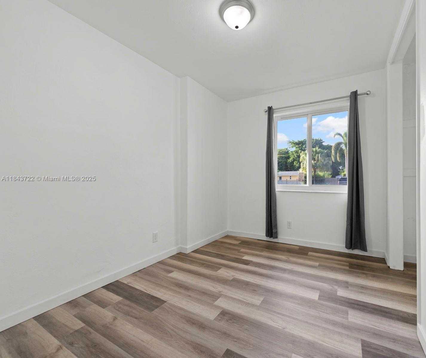 Small Image of 17300 SOUTH WEST 300TH ST, Homestead Number 14
