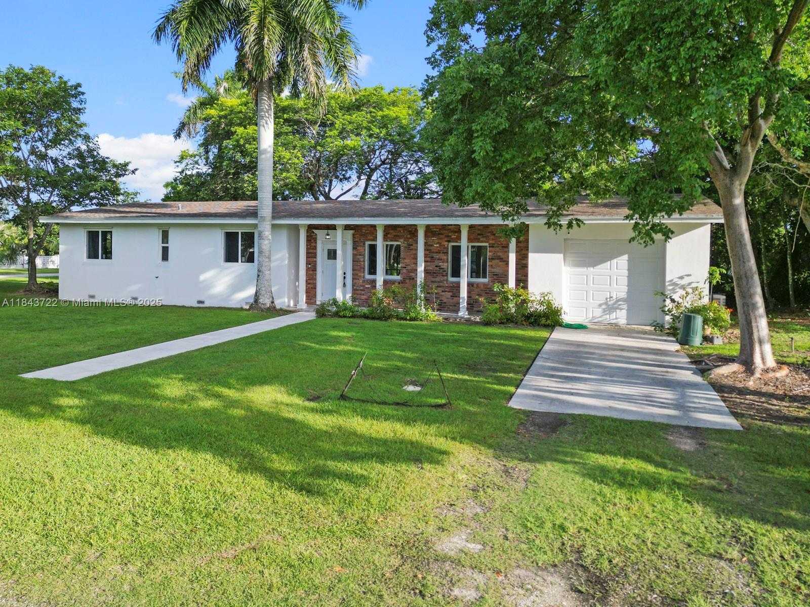 Small Image of 17300 SOUTH WEST 300TH ST, Homestead Number 31