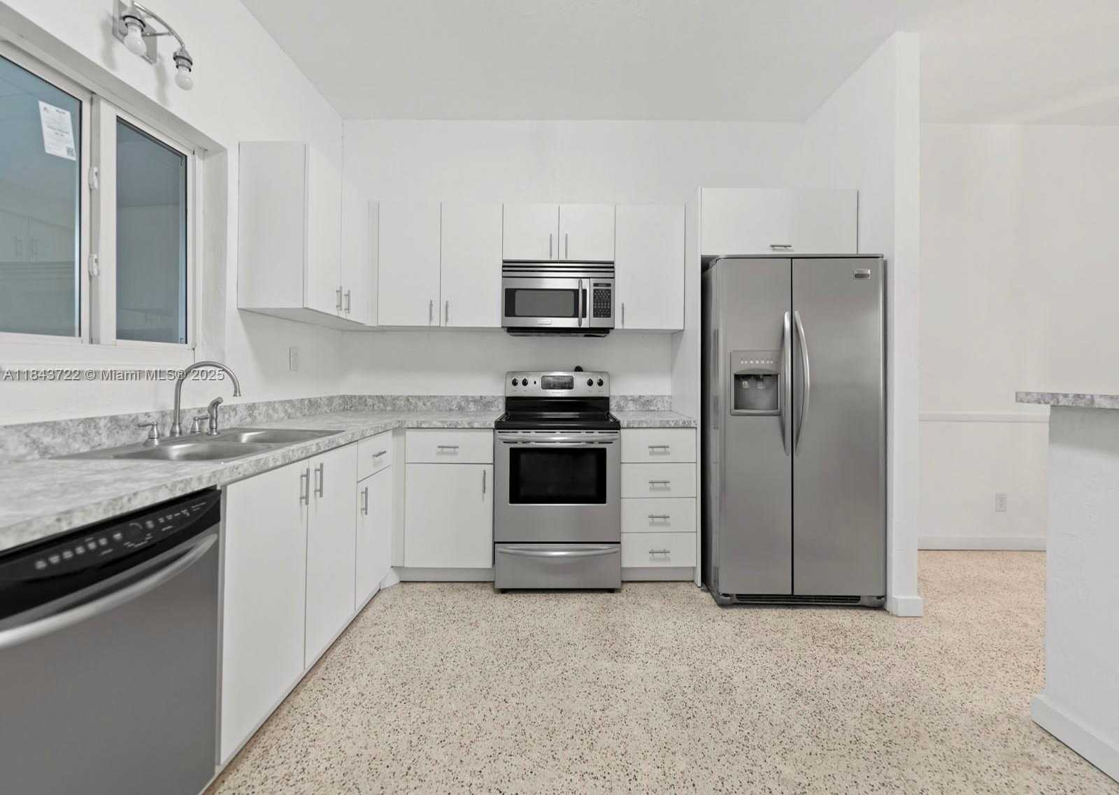 Small Image of 17300 SOUTH WEST 300TH ST, Homestead Number 6