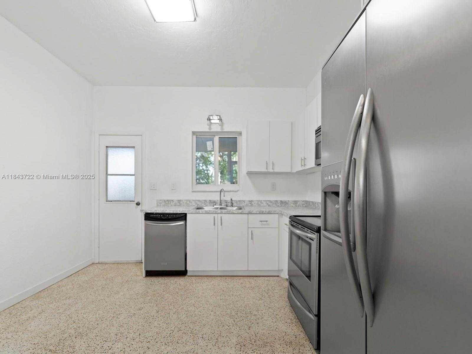 Small Image of 17300 SOUTH WEST 300TH ST, Homestead Number 9