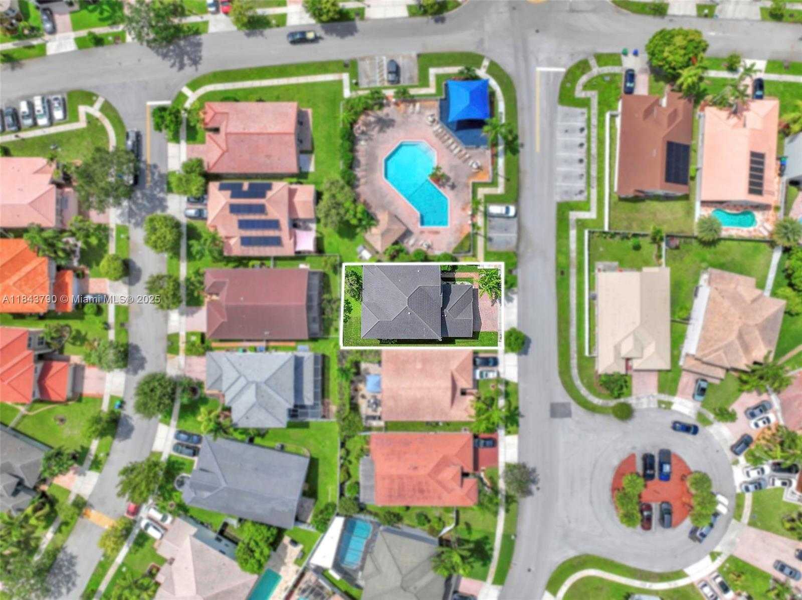 Small Image of 2885 SOUTH WEST 176TH TER, Miramar Number 49