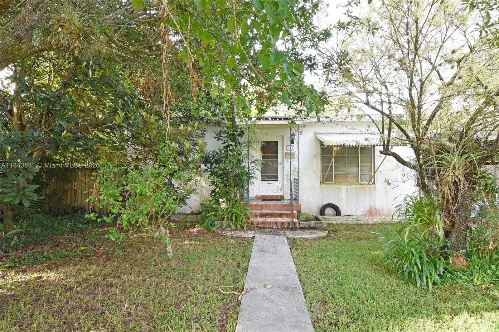 Small Image of 530 NORTH WEST 10TH ST, Homestead Number 3
