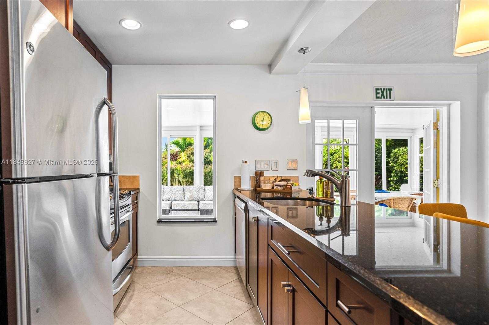 Small Image of 922 NORTH 13TH TER, Hollywood Number 19