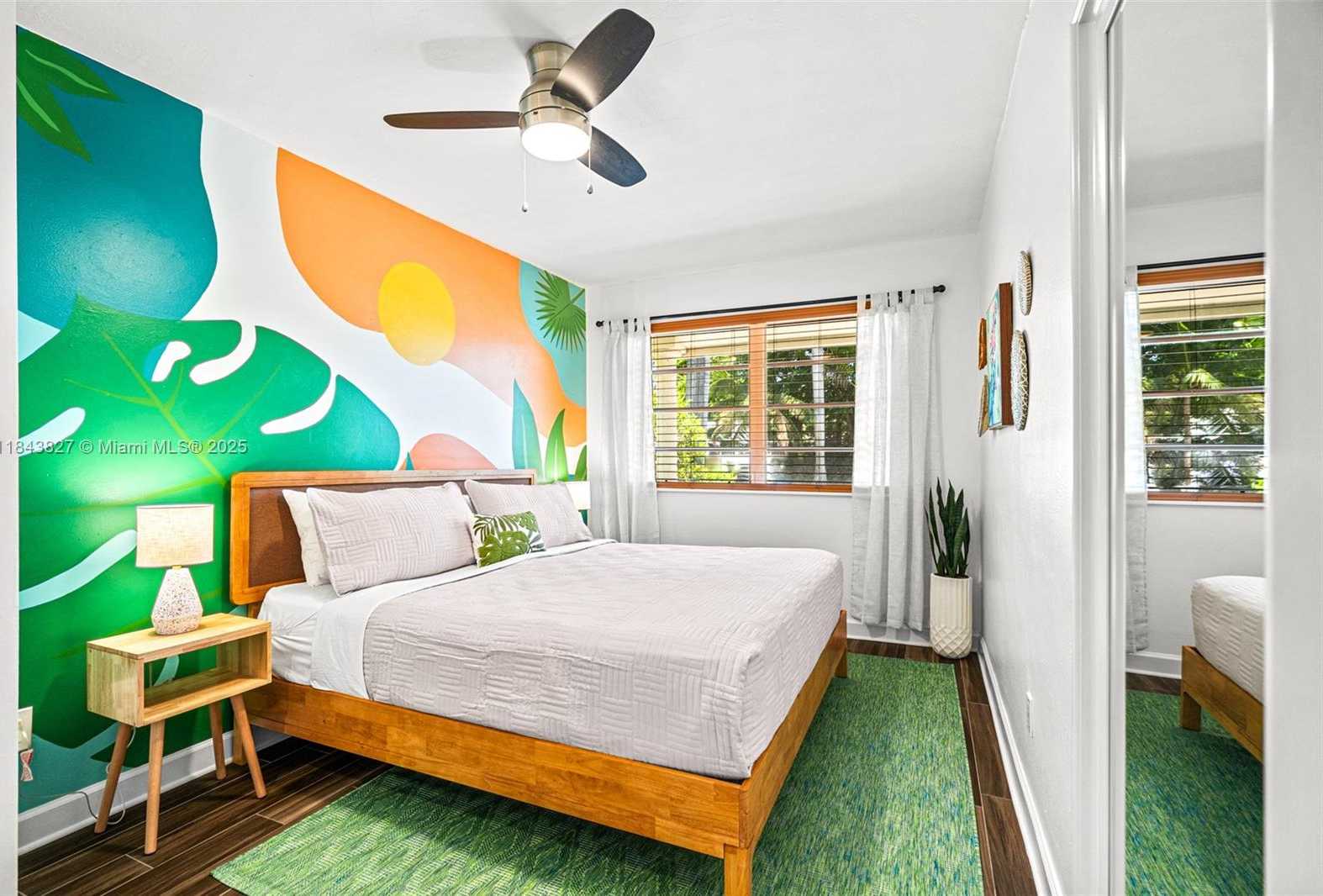 Small Image of 922 NORTH 13TH TER, Hollywood Number 28