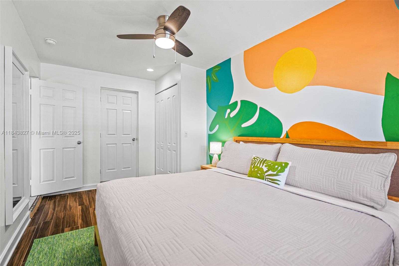 Small Image of 922 NORTH 13TH TER, Hollywood Number 29