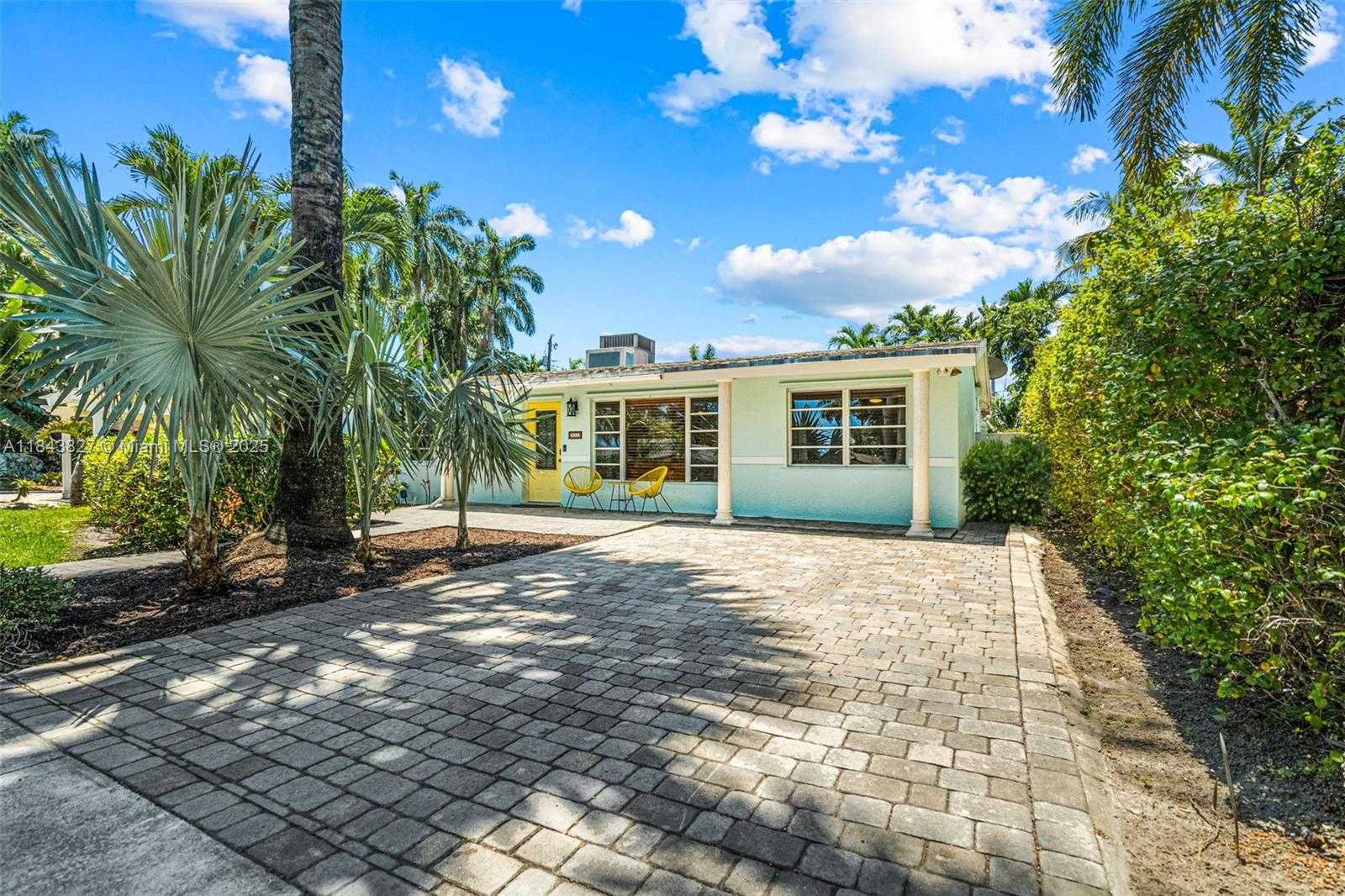 Small Image of 922 NORTH 13TH TER, Hollywood Number 5