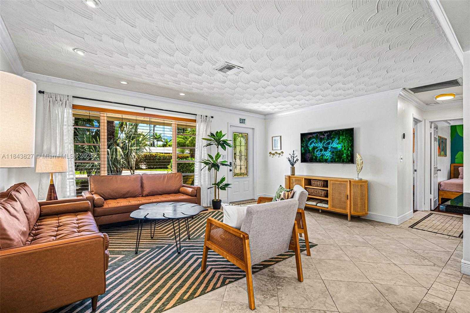 Small Image of 922 NORTH 13TH TER, Hollywood Number 6
