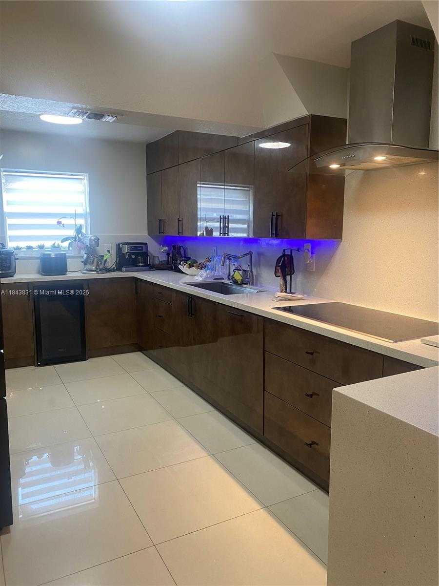 Small Image of 3617 NORTH WEST 37TH ST, Lauderdale Lakes Number 10