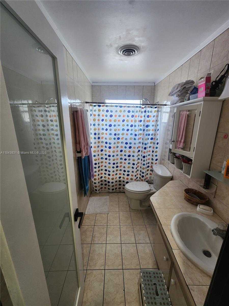Small Image of 3617 NORTH WEST 37TH ST, Lauderdale Lakes Number 20