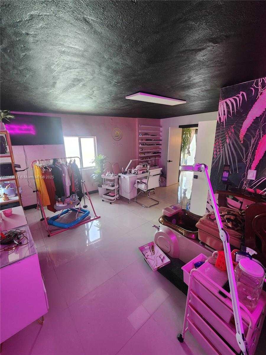 Small Image of 3617 NORTH WEST 37TH ST, Lauderdale Lakes Number 23