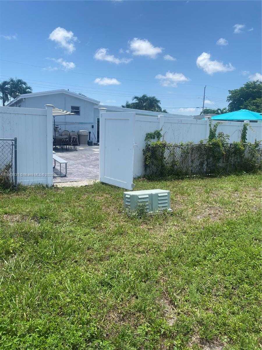 Small Image of 3617 NORTH WEST 37TH ST, Lauderdale Lakes Number 37
