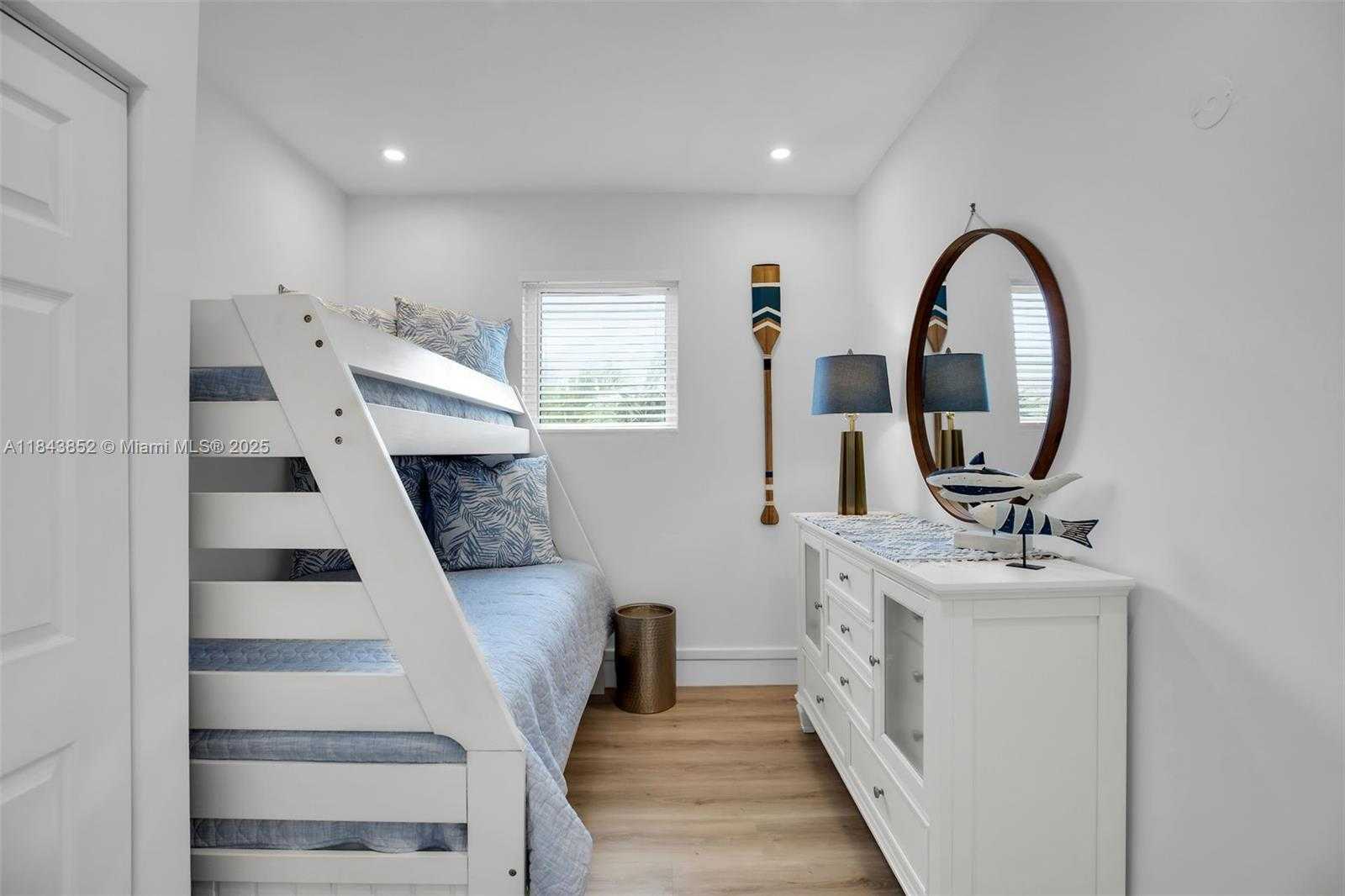 Small Image of 187 PLANTATION AVE, Tavernier Number 16
