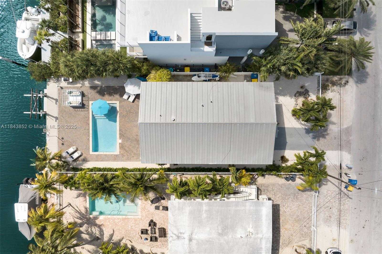 Small Image of 187 PLANTATION AVE, Tavernier Number 3
