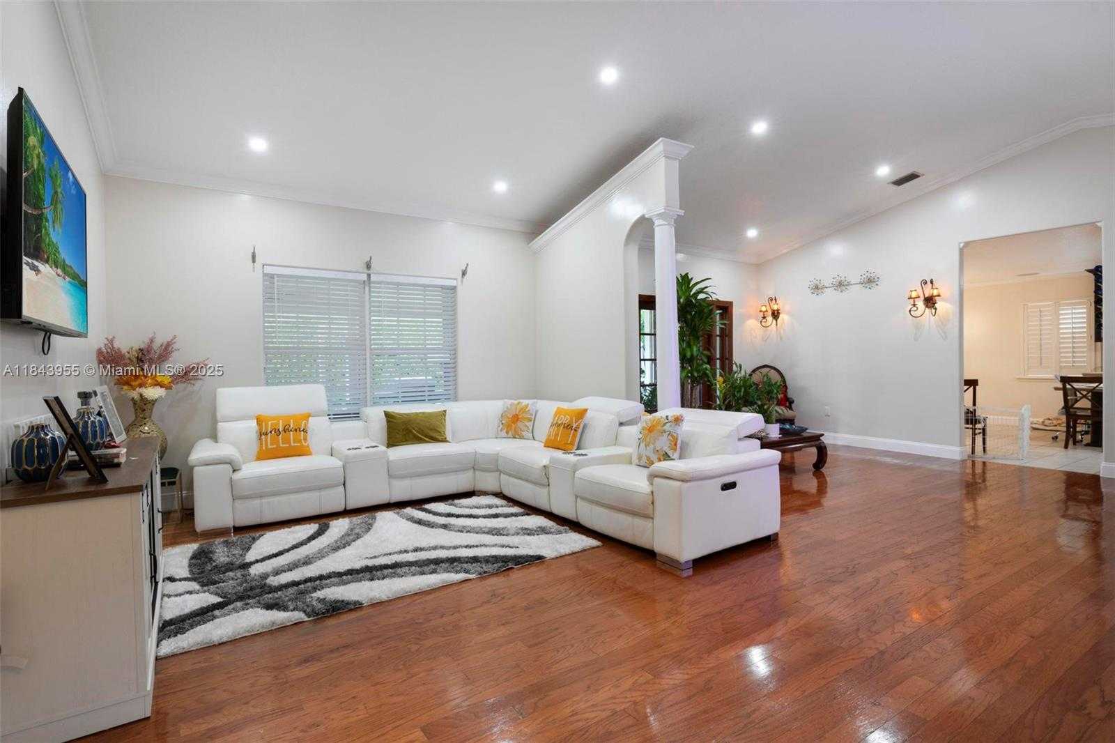 Small Image of 28401 SOUTH WEST 158TH CT, Homestead Number 2
