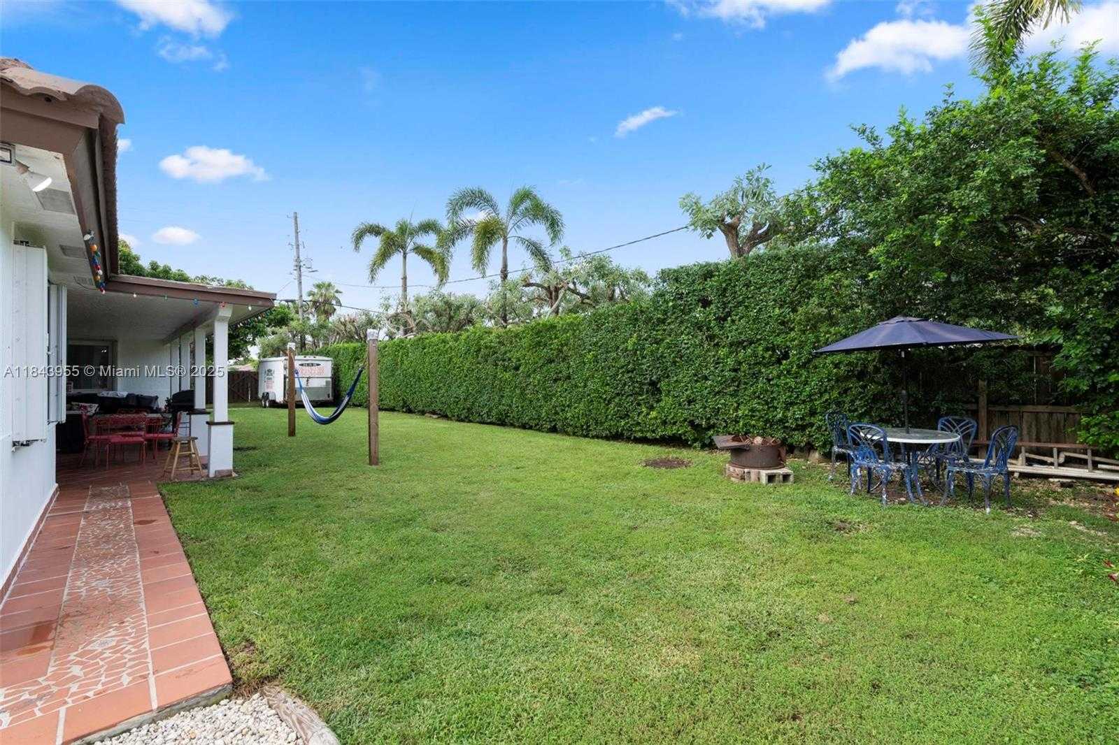 Small Image of 28401 SOUTH WEST 158TH CT, Homestead Number 27