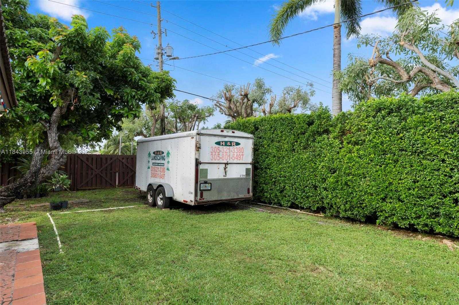 Small Image of 28401 SOUTH WEST 158TH CT, Homestead Number 31