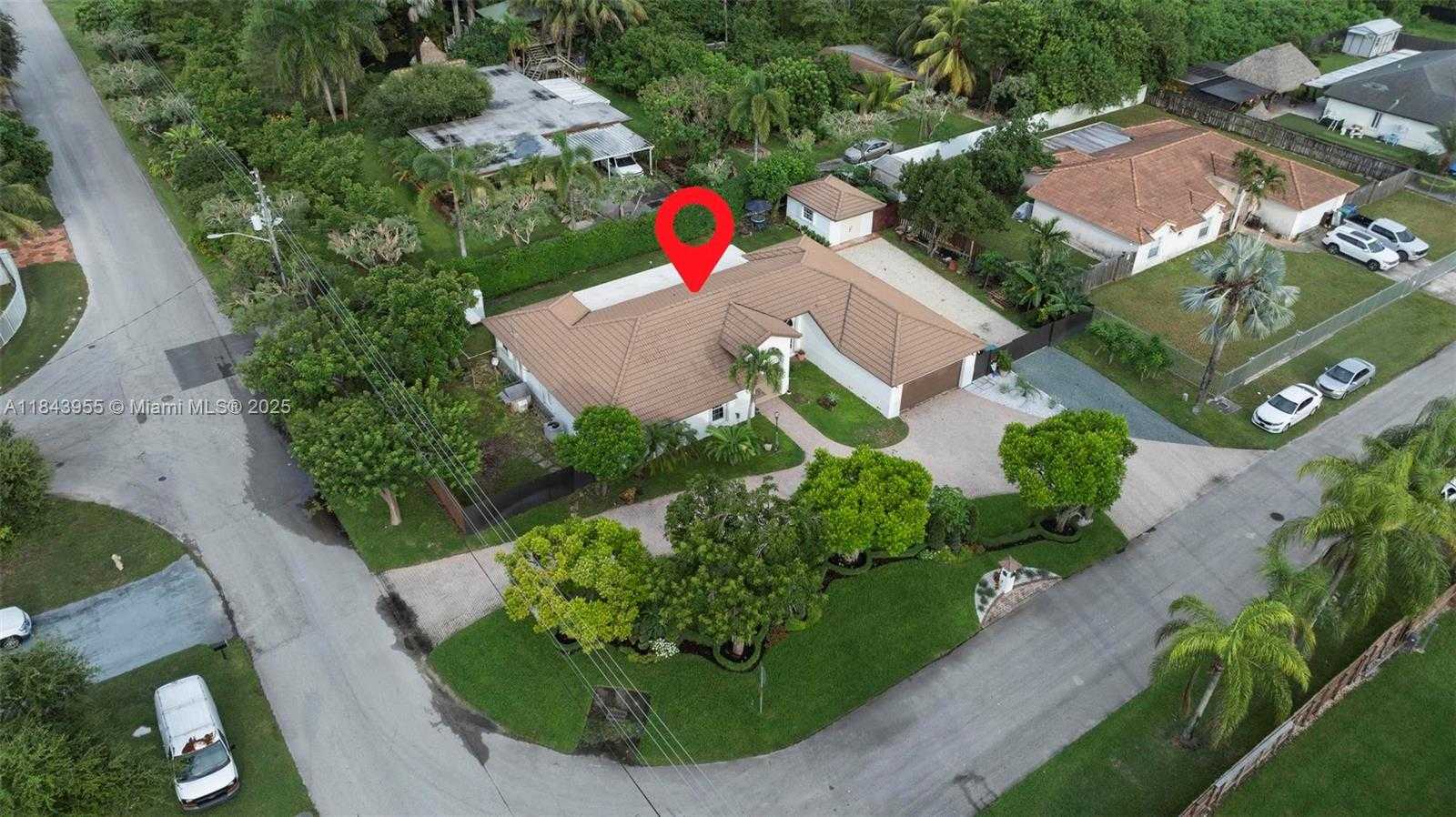 Small Image of 28401 SOUTH WEST 158TH CT, Homestead Number 42