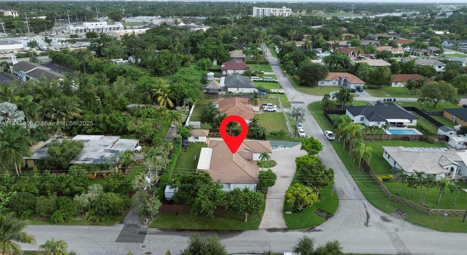 Small Image of 28401 SOUTH WEST 158TH CT, Homestead Number 43