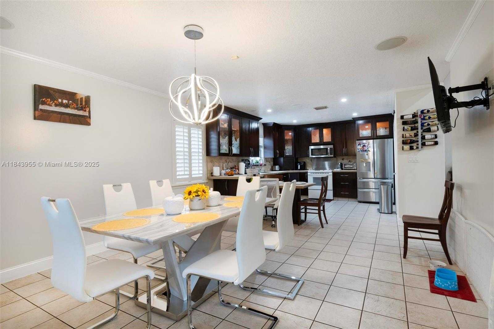 Small Image of 28401 SOUTH WEST 158TH CT, Homestead Number 8