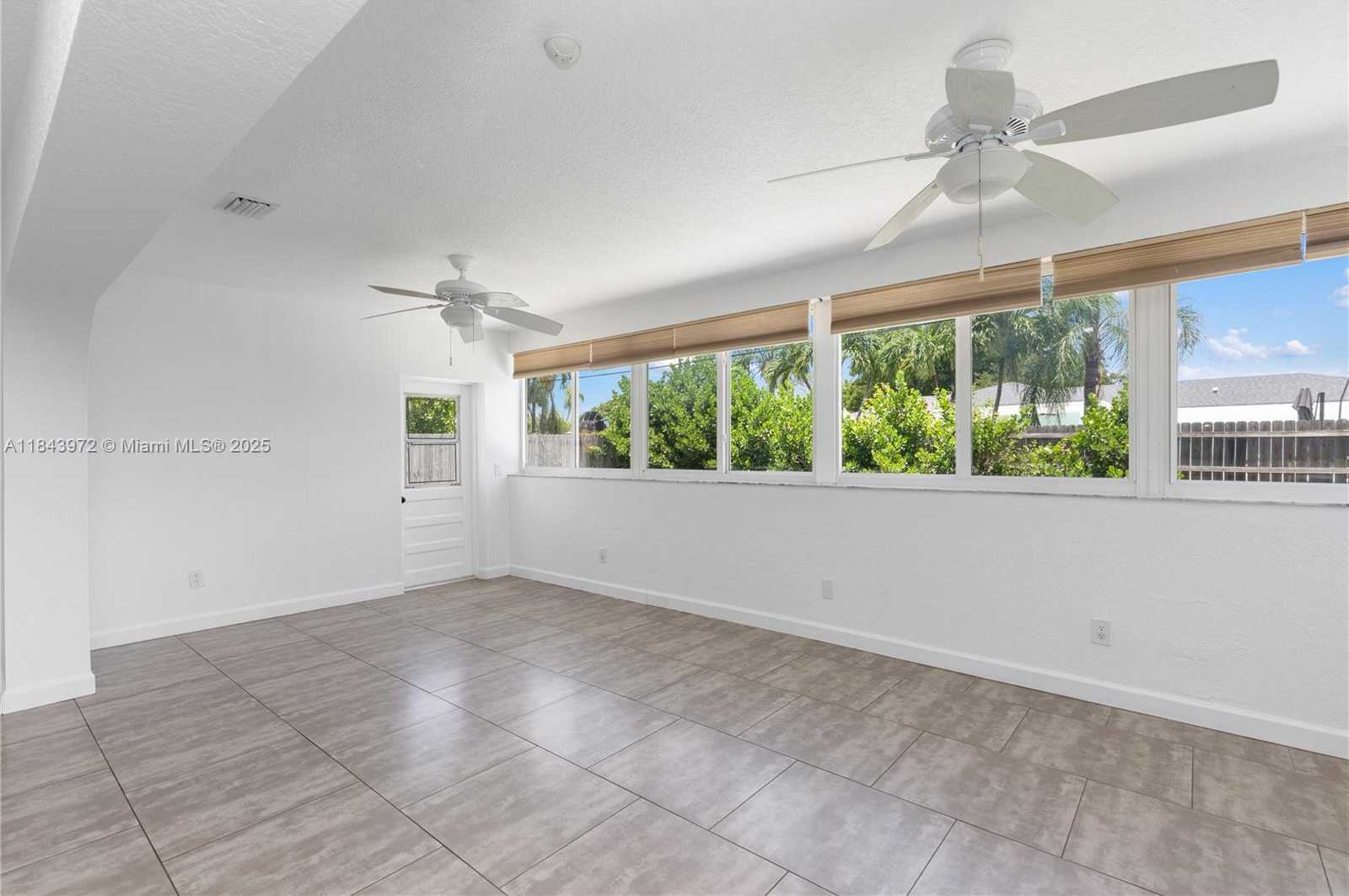 Small Image of 9215 SOUTH WEST 178TH TER, Palmetto Bay Number 12
