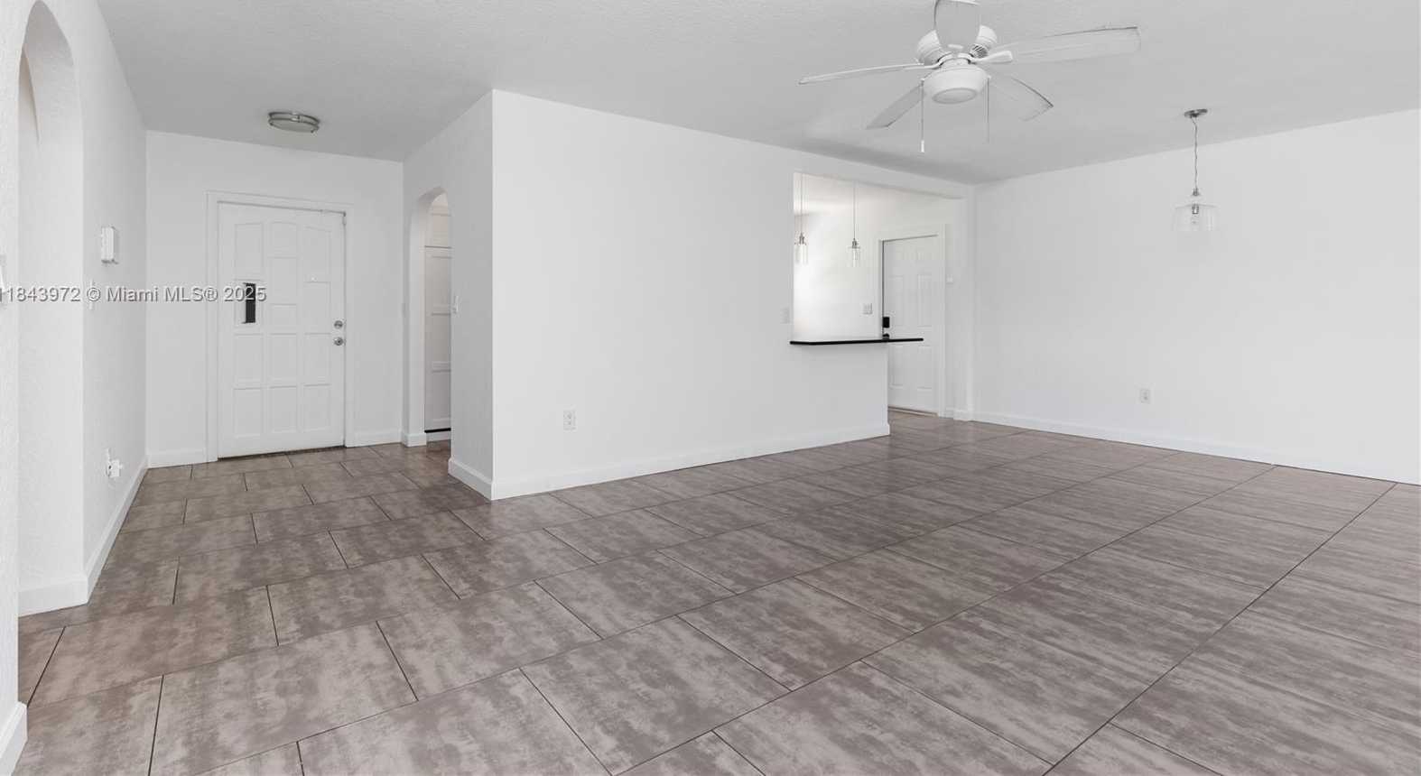 Small Image of 9215 SOUTH WEST 178TH TER, Palmetto Bay Number 14