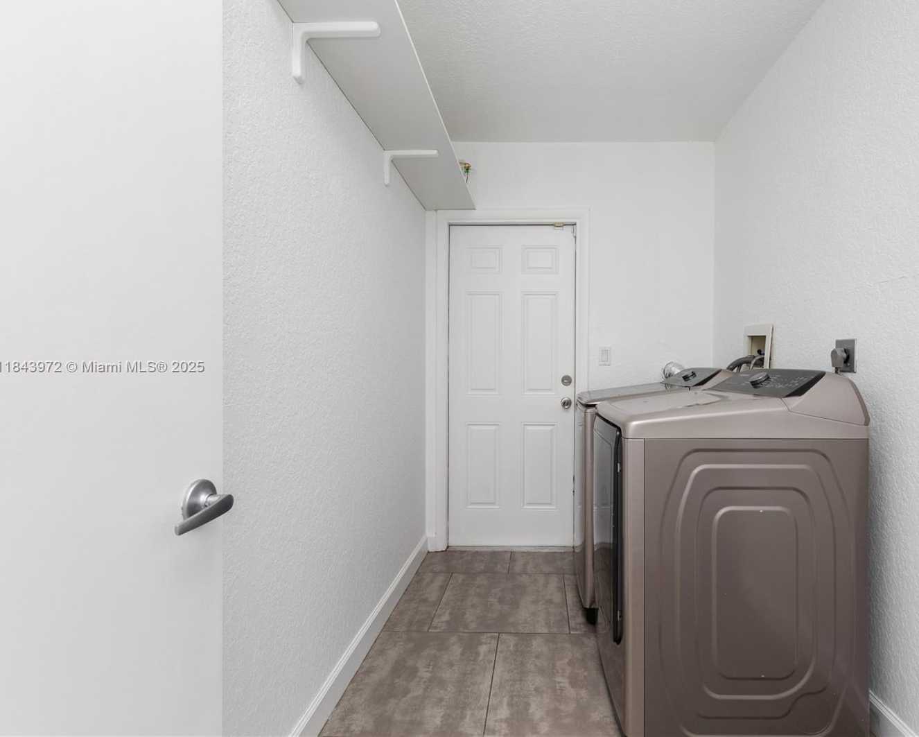 Small Image of 9215 SOUTH WEST 178TH TER, Palmetto Bay Number 15