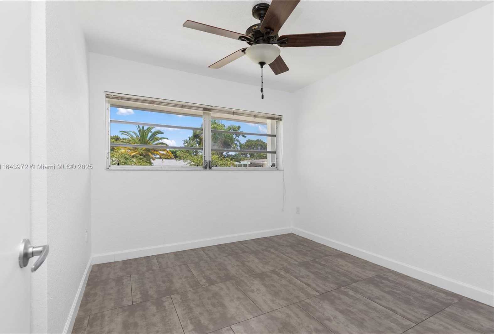 Small Image of 9215 SOUTH WEST 178TH TER, Palmetto Bay Number 18