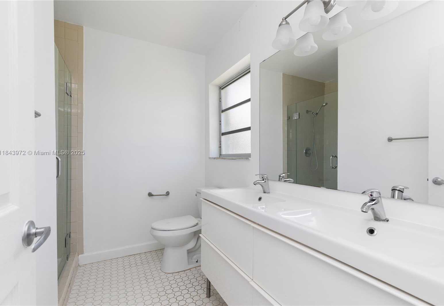 Small Image of 9215 SOUTH WEST 178TH TER, Palmetto Bay Number 25