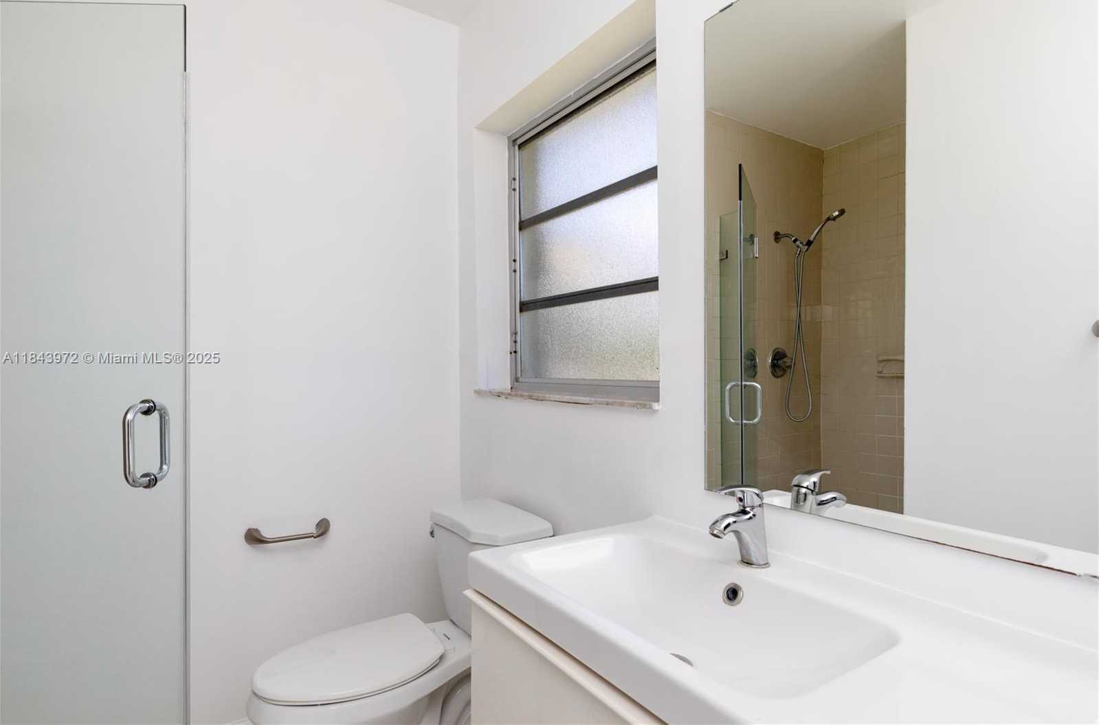 Small Image of 9215 SOUTH WEST 178TH TER, Palmetto Bay Number 27