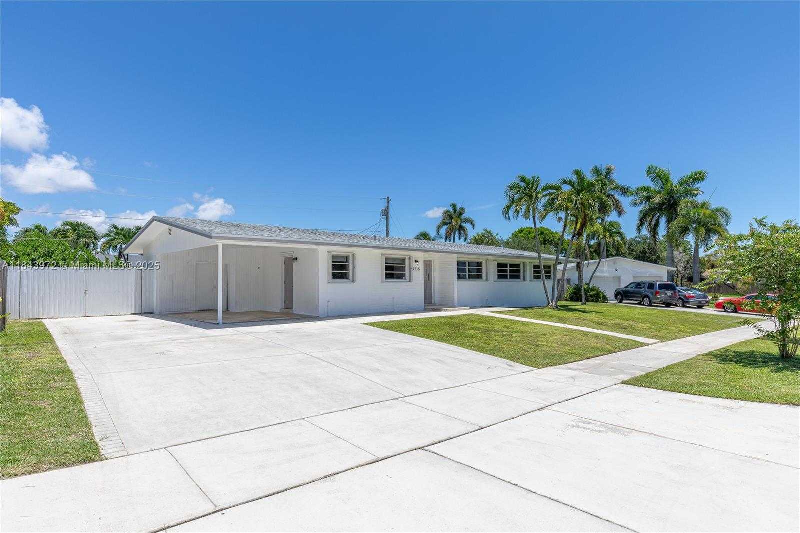 Small Image of 9215 SOUTH WEST 178TH TER, Palmetto Bay Number 38