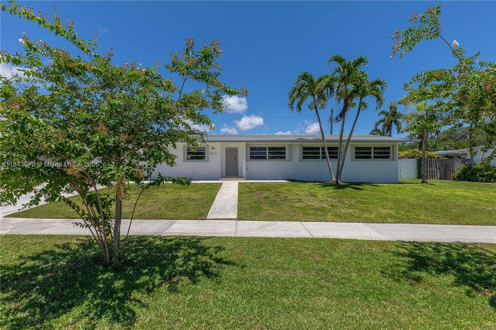 Small Image of 9215 SOUTH WEST 178TH TER, Palmetto Bay Number 39
