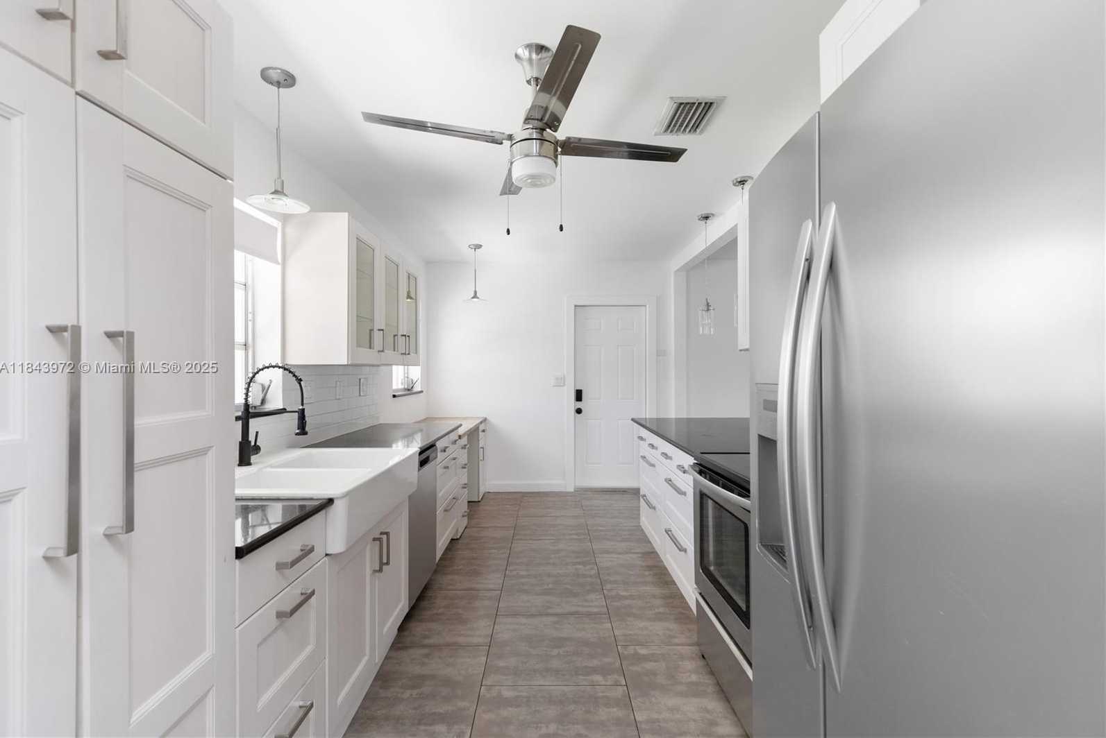 Small Image of 9215 SOUTH WEST 178TH TER, Palmetto Bay Number 5