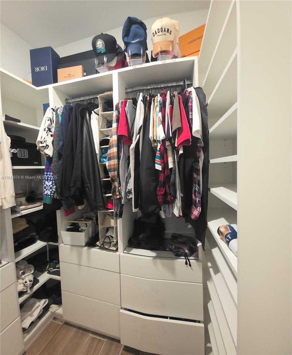 Small Image of 29340 SOUTH WEST 178TH CT, Homestead Number 17