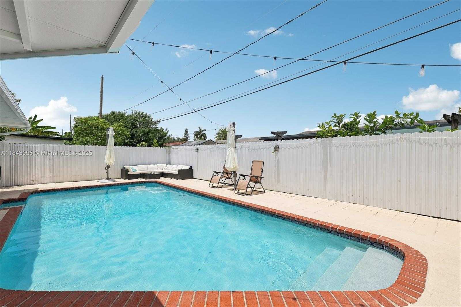 Small Image of 7711 NORTH WEST 38TH ST, Davie Number 18