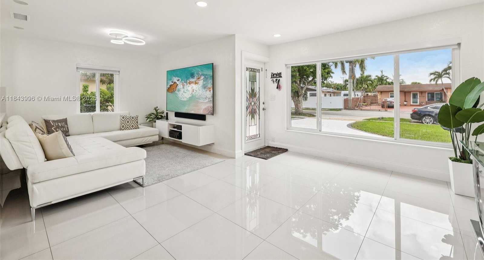 Small Image of 7711 NORTH WEST 38TH ST, Davie Number 2