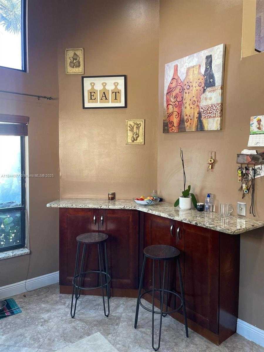Small Image of 23403 BOCA TRACE DR, Boca Raton Number 11