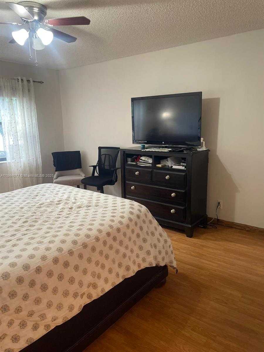 Small Image of 23403 BOCA TRACE DR, Boca Raton Number 14