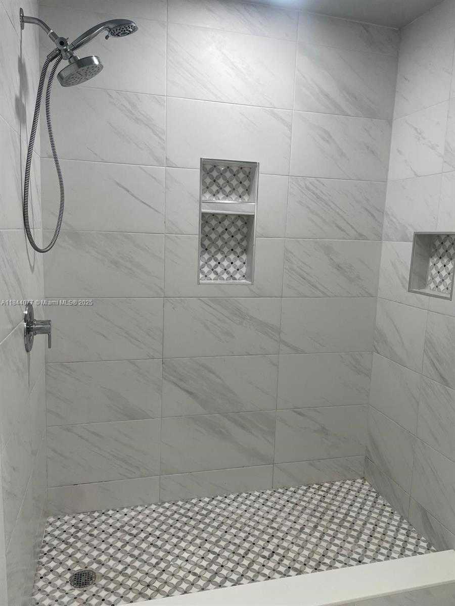 Small Image of 23403 BOCA TRACE DR, Boca Raton Number 29