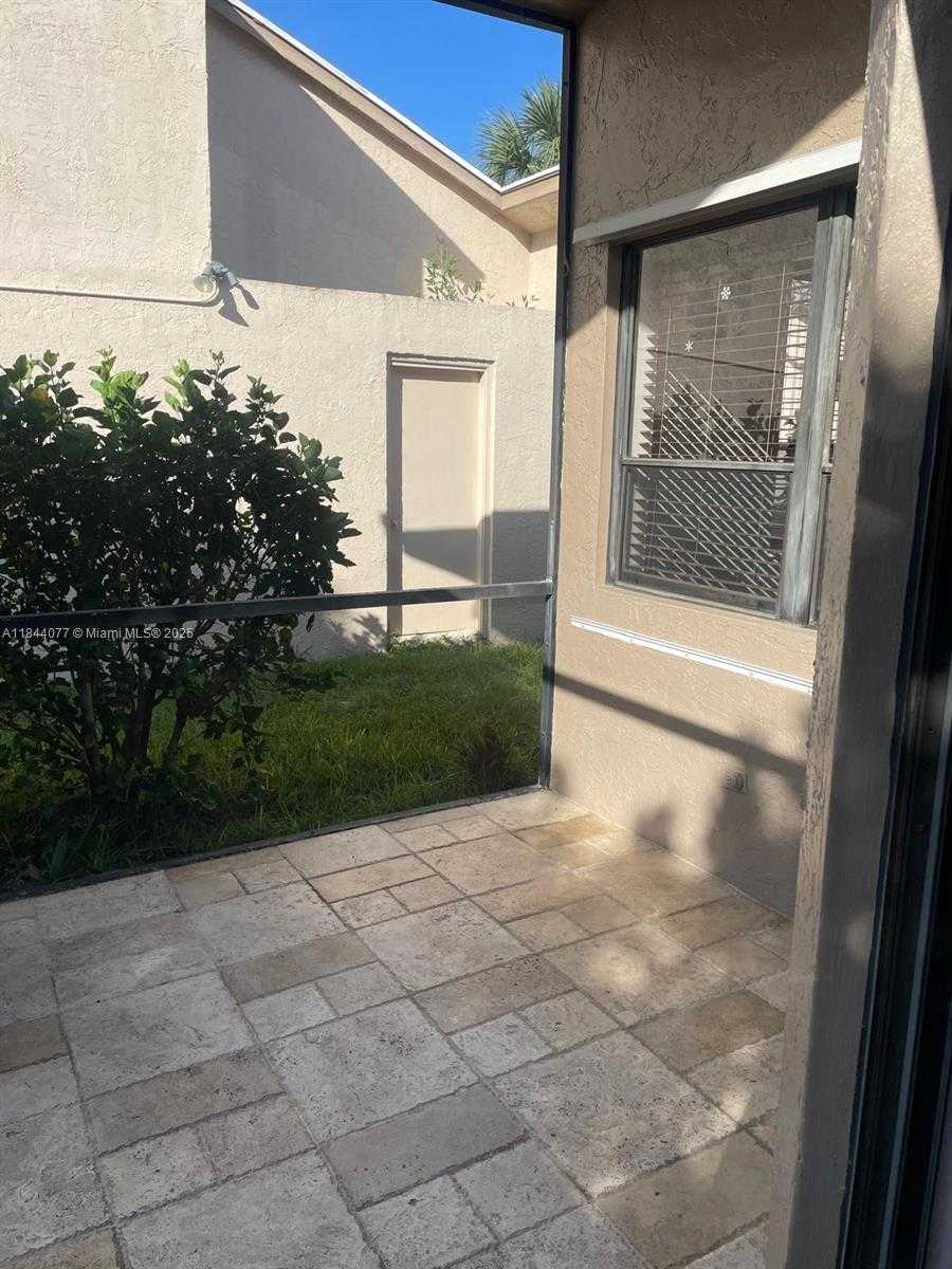 Small Image of 23403 BOCA TRACE DR, Boca Raton Number 32
